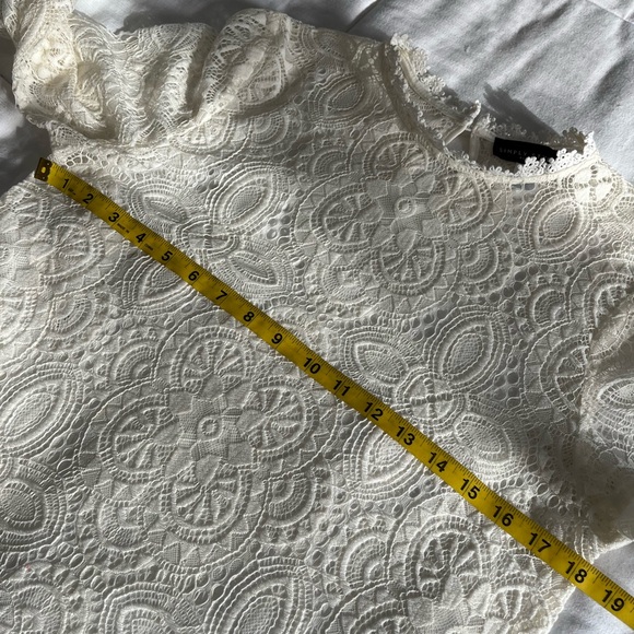 Vintage Women's Allover Ivory Lace Top Delicate Large Feminine Romantic Coquette - Picture 10 of 11